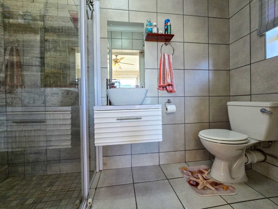 3 Bedroom Property for Sale in Stilbaai Wes Western Cape